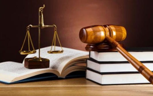 KUHAP Baru Mengatur 9 Bentuk Upaya Paksa: Penggeledahan dan Penyitaan Ilustrasi undang-undang