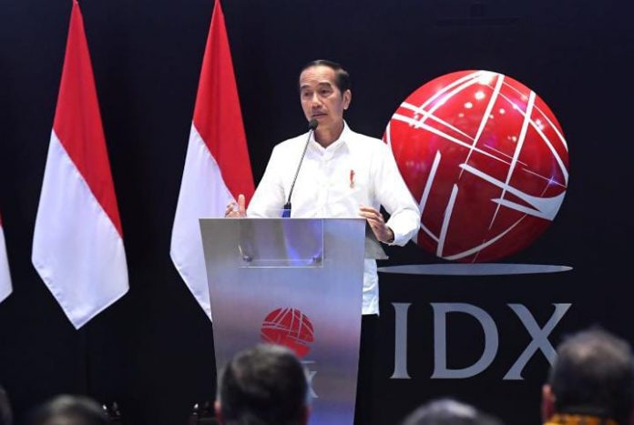 FOTO: Presiden Jokowi secara resmi membuka Perdagangan BEI Tahun 2023, di Gedung BEI, Jakarta, Senin (02/01/2023). (Sumber: Tangkapan Layar)