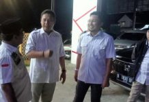 Andi Rahim Ngopi Bareng AIA dan Ketua Gerindra Lutra, Bahas Pilkada? Bakal Calon Bupati Luwu Utara 2024, Andi Abdullah Rahim bersilahturahmi dengan Ketua DPD Partai Gerindra Sulawesi Selatan, H Andi Iwan Darmawan Aras saat kunjungan di Luwu Utara, Selasa (03/03/2023) malam.
