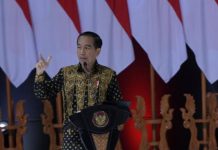 Di Daerah Tarif PDAM Naik Hingga 100 Persen Lebih, Jokowi: Data yang Masuk ke Saya Ada Foto: Presiden Jokowi saat berpidato dalam acara Peresmian Pembukaan Rapat Koordinasi Nasional Kepala Daerah dan Forum Komunikasi Pimpinan Daerah Se-Indonesia di SICC, Bogor, Jawa Barat, Selasa (17/1/2023). (Properti Sekretariat Presiden)