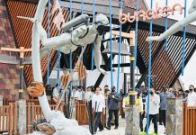 Presiden Jokowi Tinjau Kawasan Wisata Bunaken FOTO: Presiden Jokowi didampingi Seskab Pramono Anung dan Menteri PUPR Basuki Hadimuljono meninjau Kawasan Wisata Bunaken, Jumat (20/01/2023), di Pulau Bunaken, Sulawesi Utara. (Foto: BPMI Setpres/Laily Rachev)