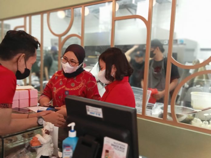 FOTO: Aktivitas di cafe Nucifera terletak di jalan Serigala, Mamajang Dalam kecamatan Mamajang, kota Makassar. Minggu (22/1/2023)