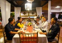 Dipanggil Jerry Sambuaga, Muhammad Natsir Dapat Mandat Pimpin AMPI Sulsel FOTO: Ketua Umum DPP AMPI, Jerry Sambuaga, Bertemu Muhammad Natsir di Misiliana Hotel, Jalan Pongtiku, Lemo Menduruk, Rantepao, Tallulolo, Kecamatan Kesu, Kabupaten Tana Toraja. Senin, (23/1/2023)