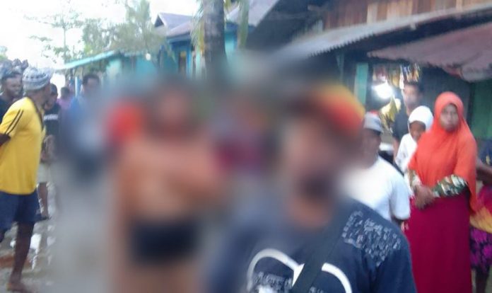 FOTO: Wagesuti Perempuan pengidap gangguan jiwa sebelum dibakar oleh massa di di Jalan Basuki Rahmat Kompleks Kokoda Km 8, Kota Sorong, Papua Barat Daya, sekitar pukul 06.00 WIT, Selasa (24/1).