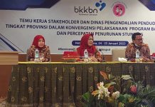 Dari 24 Kabupaten-Kota di Sulsel, Pemkab Bulukumba Berhasil Menurunkan Angka Balita dan Keluarga Beresiko Stunting FOTO: Badan Kependudukan dan Keluarga Berencana Nasional (BKKBN) saat menggelar temu kerja stakeholder dan Dinas Pengendalian Penduduk Keluarga Berencana Pemberdayaan Perempuan dan Perlindungan Anak oleh BKKBN Sulsel di Almadera hotel. Rabu (25/1/2023)