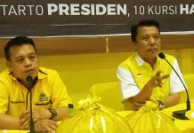 Target 10 Kursi, Golkar Makassar Buka Ruang Bagi Caleg Diluar Kader, AWT: Asal Punya Kualitas dan Kuantitas FOTO: Ketua bidang pemenang pemilu (Bappilu) partai golkar kota makassar Abdul Wahab Tahir (AWT) saat sebagai pemateri orientasi pengurus dan pimpinan kecamatan (Pimcam) se kota makassar di Sekretariat golkar kota makassar. Sabtu (28/1)