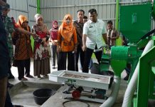 Bupati Andi Utta Resmikan Lumbung Pangan, Mesin Penggiling dan Pengering Padi di Bialo FOTO: Bupati Bulukumba Andi Muchtar Ali Yusuf menghadiri Rapat Anggota Tahunan (RAT) Gapoktan Sipakatau Desa Bialo, Kecamatan Gantarang, Kamis, 2 Februari 2023. Selain itu, ia meresmikan lumbung pangan, mesin penggiling dan mesin pengering padi.