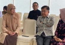 Kunjungi UIM, JK Puji Kepemimpinan Rektor Majdah FOTO: Wakil Presiden Republik Indonesia ke-10 dan ke-12 HM Jusuf Kalla didampingi Hj Mufidah Yusuf Kalla, Ketua Yayasan Al Gazali Universitas Islam Makassar (UIM) Hj Fatimah Kalla kembali mengunjungi Kampus Universitas Islam Makassar di Tamalanrea, Kota Makassar, Selasa (31/1/2023).