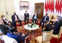 Presiden Jokowi: ASEAN Tidak Boleh Jadi Proksi dan Tekankan Stabilitas Kawasan FOTO: Presiden Joko Widodo menerima kunjungan kehormatan bersama para Menteri Luar Negeri ASEAN dan Sekretaris Jenderal ASEAN, di Istana Merdeka, Jakarta, Jumat (03/02/2023) pagi. (Foto: Humas/Rah)