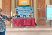 Guru Besar UNM Narsum Workshop International Journal Writing and Publication di IAIN Palopo FOTO: Guru besar UNM dan Wakil Rektor bidang akademik dan Kemahasiswaan Kalla Institute, Prof Dr Sukardi Weda.