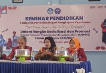 Tak Hanya Promosi, Politani Pangkep Gandeng SMK se-Sulbar FOTO: Direktur Politani Pangkep, Dr. Ir. Darmawan, M.P. saat menghadiri Seminar Pendidikan bagi siswa dengan mengusung tema "Set Your Goals, Grab Your Dreams"