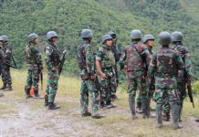 Dikenal Sadis, Kelompok Egianus Kogoya Pernah Tewaskan 28 Pekerja Kini Menyandera Pilot Susi Air Foto: Pasukan TNI kejar KKB Papua