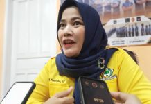 Krisis Air Bersih di Utara Kota, Tekad Amriana Maju Caleg Partai Golkar dari Dapil 2 Makassar FOTO: Hj. Amriana, SE Fungsionaris Partai Golkar Kota Makassar bakal Caleg dari DAPIL 2 Makassar, Kecamatan Bontoala, Wajo, Sangkarrang, Tallo dan Kecamatan Ujung tanah.
