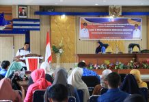 Wabup Edy Manaf Buka Perencanaan Penurunan Stunting Bulukumba FOTO: Wakil Bupati Bulukumba, Andi Edy Manaf, memimpin Rapat Koordinasi Tim Percepatan Penurunan Stunting (TPPS) tingkat Kabupaten Bulukumba, yang berlangsung di Ruang Pola Kantor Bupati, Jumat, 17 Februari 2023.