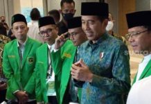 Harlah ke 50 Tahun, Presiden Tanyakan Capres dan Cawapres PPP FOTO: Presiden usai menghadiri Puncak Harlah 50 tahun PPP yang digelar di Hall Sriwijaya, Ice BSD, Tangerang Selatan (Tangsel) pada hari ini, Jumat (17/2).