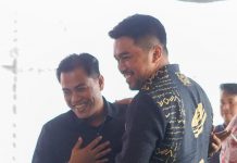 Di Acara Pernikahan, TP Bahas Pilkada Enrekang, Irpan: Sempat Disinggung FOTO: Kiri Muh. Irpan Ketua Sahabat Airlangga Hartarto Enrekang saat bersama Juru bicara DPD Partai Golkar Sulsel, Zulham Arief di acara pernikahan. Sabtu (18/2)