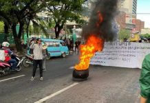 Kejam Sulsel Bakal Gelar Unras di DPRD Sulsel Soal Gratifikasi FOTO: Aksi demostrasi Komite Jaringan Aktivis Mahasiswa Sulawesi Selatan saat menggelar aksi dilain kesempatan.