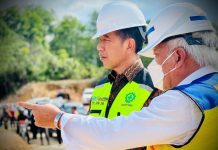 Usai Meninjau Proyek Jalan Tol Ibu Kota Nusantara Presiden Jokowi Temui Wartawan FOTO: Peninjauan Proyek Jalan Tol Ibu Kota Nusantara (IKN), Segmen 3B, Ruas KKT Kariangau – Sp. Tempadung, Kota Balikpapan, Provinsi Kalimantan Timur, 22 Februari 2023