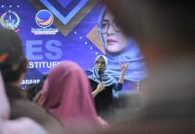 Masa Reses, Andi Rachmatika Dewi Kembali Menemui Konstituennya FOTO: Anggota DPRD Provinsi Sulsel, Andi Rachmatika Dewi kembali menemui konstituennya dalam agenda reses masa persidangan II tahun anggaran 2022/2023 di Kecamatan Rappocini, Jumat (24/2/2023).