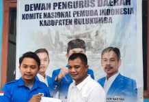 Ketua KAI Resmi Maju di Musda ke-15 KNPI Bulukumba FOTO: Rais, SH , MH saat mendaftarkan diri sebagai calon Ketua KNPI Bulukumba.