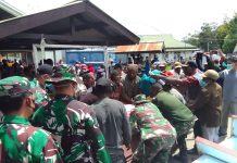 Kodim 1702/JWY Bantu Proses Persemayaman dan Pemakaman 9 Jenazah Korban Kerusuhan Wamena FOTO: Kodim 1702/JWY Bantu Proses Persemayaman dan Pemakaman 9 Jenazah Korban Kerusuhan Wamena