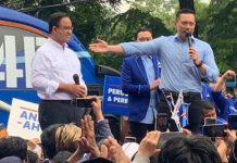 AHY Tampil di Menteng, Kenalkan Bacapres Anies Baswedan di Kader Partai Demokrat FOTO: Agus Harimurti Yudhoyono (AHY) dan Anies Rasyid Baswedan hadir dihadapan kader partai Demokrat di Jalan Proklamasi, Menteng, Jakarta Pusat, Kamis (2/3). (RMOL)
