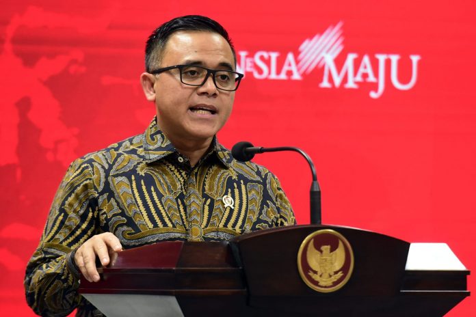 FOTO: Menteri PANRB Abdullah Azwar Anas memberikan keterangan pers, Kamis (02/03/2023) siang, di Kantor Presiden, Jakarta. (Foto: Humas Setkab/Rahmat)