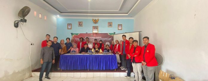 FOTO: Fakultas Hukum Universitas Hasanuddin (FH Unhas) melaksanakan Program Bina Desa di Desa Pitue, Kecamatan Ma’rang, Kabupaten Pangkep.