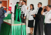 Belum Sebulan Usai Dilantik, Keponakan Bupati Tana Toraja Mengundurkan Diri, Ada Apa? FOTO: Bupati Tana Toraja melantik 130 pejabat administrator dan fungsional. Senin, 6 Maret 2023.