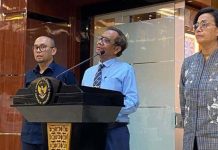 Wow Sebelumnya Rp300 T, Kini Mahfud Sebut Rp349 Triliun FOTO: Pusat Pelaporan dan Analisis Transaksi Keuangan (PPATK) Menteri Koordinator Bidang Politik Hukum dan Keamanan (Menkopolhukam) Mahfud MD dan Menteri Keuangan Sri Mulyani Indrawati saat memberikan keterangan persnya di Jakarta.