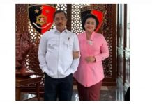 Soal Hidup Hedon, Istri Kabareskrim: Fitnah lebih Kejam daripada Pembunuhan FOTO: Komjen Agus Andrianto dengan sang istri Evi Celiyanti Sumber : instagram.com/@viigus