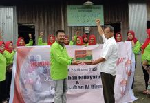 Kelompok Asongan Stadion GBH Parepare Melaksanakan Kunjungan ke Panti Asuhan, Sampaikan Terima Kasih ke Taufan Pawe FOTO: Kelompok Asongan Stadion Gelora BJ Habibie kota Parepare melaksanakan kunjungan ke panti asuhan pada Selasa, 28 Maret 2023.