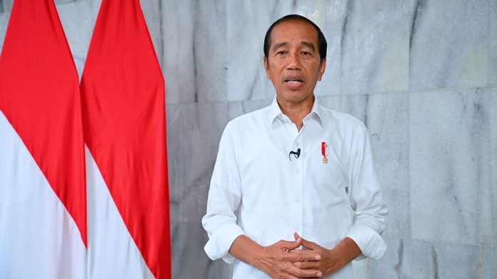 FOTO: Presiden Joko Widodo saat memberikan keterangan persnya terkait Federasi Sepak Bola Internasional (FIFA) 