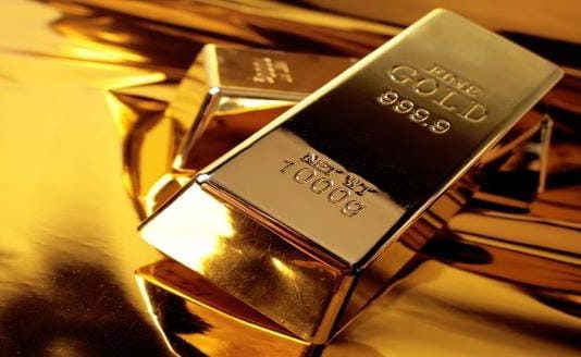 Belum Redah Isu Rp 349 T, Kini Mahfud Sebut Transaksi Emas Batangan Senilai Rp 189 triliun Ilustrasi investasi emas batangan atau logam mulia. (Shutterstock)