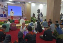 Amran Sulaiman Semangati Pemuda di Bukber KNPI Sulsel FOTO: Mantan Menteri Pertanian 2014-2019 Amran Sulaiman bersilaturahmi dengan ratusan pemuda Sulawesi Selatan yang tergabung dalam KNPI.