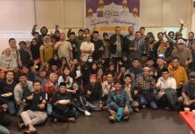 Empat Organisasi Profesi Jurnalis di Sulsel Bersatu Tolak Diskriminasi Pers FOTO: Empat organisasi profesi jurnalis di Sulawesi Selatan menggelar acara buka puasa bersama puluhan anak panti asuhan di Redcorner Cafe, Jalan Yusuf Dg Ngawing, Kota Makassar, Minggu (9/4/2023).