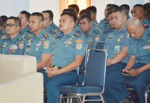 Tingkatkan Keimanan Dan Ketakwaan Prajurit Yonmarhanlan Vl Ikuti Peringatan Nuzulul Qur’an 1444H/2023M FOTO: Prajurit Yonmarhanlan VI mengikuti kegiatan peringatan Nuzulul Qur'an Tahun 1444H/2023M bertempat di Gedung Hasanuddin Lantamal VI, Jalan Yos Soedarso No.308 Kota Makassar, Rabu (12/04/2023).