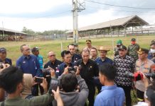 Mentan SYL Dorong Provinsi Sulsel Jadi Sentra Sapi Potong Nasional FOTO: Menteri Pertanian Syahrul Yasin Limpo saat meninjau PT. Berdikari United Livd Stock (BULs) di Kabupaten Sidrap, Sulawesi Selatan, Minggu, 16 April 2023.