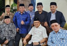 Maju di Pileg 2024, Kahar Sijaya Ajak Warga Jeneponto Dukung Tokoh Turatea FOTO: Para tokoh masyarakat Turatea yang bakal maju di Pileg 2024 Mereka diantaranya, politisi PDI Perjuangan DR.H. Alimuddin, SH.,M.Kn., MH., H. Abdul Rachmat Noer, SE., Politisi Partai Demokrat dan DR.Usman Lonta, S.Ag. politisi PAN