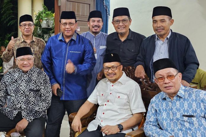 FOTO: Para tokoh masyarakat Turatea yang bakal maju di Pileg 2024 Mereka diantaranya, politisi PDI Perjuangan DR.H. Alimuddin, SH.,M.Kn., MH., H. Abdul Rachmat Noer, SE., Politisi Partai Demokrat dan DR.Usman Lonta, S.Ag. politisi PAN