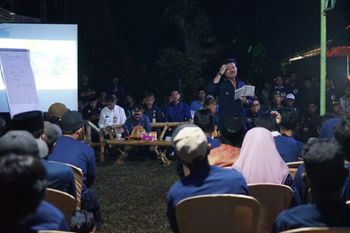 FOTO: Menteri Pertanian Syahrul Yasin Limpo mengajak petani milenial di Kabupaten Jeneponto, Sulawesi Selatan untuk gotong royong membangun sektor pertanian unggul dan modern.