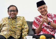 Sumber PDIP Sebut Megawati Usulkan Nama Mahfud MD sebagai Cawapres Ganjar Pranowo Foto: Ganjar Pranowo dan Mahfud MD/Net