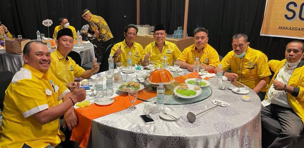 FOTO: Pimcam Manggala Ismail Mooduto dan Pimcam Panakukang Mustafa, bersama Pimlur di Dapil 4 Makassar.