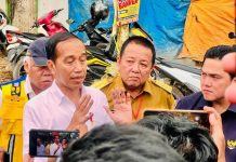 Pemerintah Pusat Segera Bantu Perbaiki Ruas Jalan Rusak di Lampung FOTO: Presiden Jokowi memberikan keterangan pers di Lampung, Jumat (05/05/2023), di Jakarta. (Foto: BPMI Setpres)