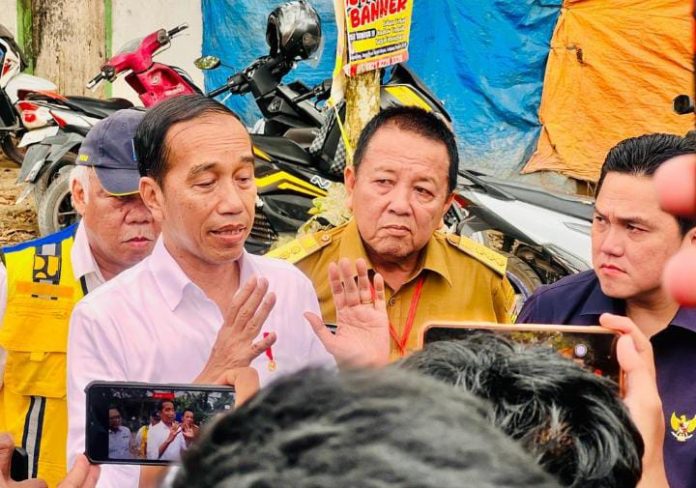 FOTO: Presiden Jokowi memberikan keterangan pers di Lampung, Jumat (05/05/2023), di Jakarta. (Foto: BPMI Setpres)