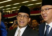 Pernah Berseteru, ProDEM sebut Anies-Ahok Pesta Demokrasi Bakal Seru FOTO: Anies Baswedan dan Basuki Tjahaja Purnama atau Ahok pada kesempatan lainnya.