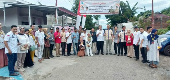 FOTO: Pemerintah Kabupaten Bantaeng bersama Badan Keswadayaan Masyarakat (BKM) melakukan kunjungan ke Kabupaten Bulukumba terkait program Kota Tanpa Kumuh (Kotaku).