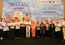 Wakil Ketua DPRD Kota Tual, Sebut Promosi Dispar Makassar di Ambon Berikan Manfaat Luar Biasa FOTO: Wakil Ketua DPRD Kota Tual, Provinsi Maluku. Ali Mardana kegiatan Direct selling atau ajang promosi yang dihelat oleh Dinas Pariwisata (Dispar) Kota Makassar di Hotel Santika, Jl. Jend. Sudirman No. 88 Kota Ambon, Provinsi Maluku, Sabtu (13/5/2023).