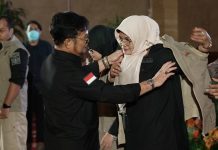 Mentan SYL Dorong Pengembangan Sawit Alternatif Bahan Bakar Berbiaya Rendah FOTO: Menteri Pertanian Syahrul Yasin Limpo saat melepas Tim Gugus Tugas Peremajaan Kelapa Sawit di Jakarta, Selasa, 16 Mei 2023.