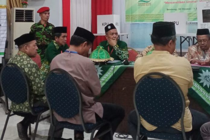 FOTO: Wabup Kep. Selayar, Saiful Arif mendapat tawaran dari peserta untuk bersedia memimpin Muhammadiyah